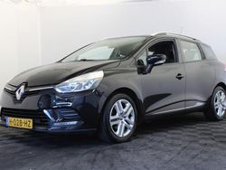 Zwart Gebruikt 2017 Renault Clio GrandTour Intens Stationwagen | € 4.450 (Super prijs)