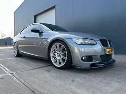 Grijs Gebruikt 2009 BMW 335 Executive Coupé | € 18.999