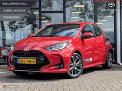 Rood Gebruikt 2024 Toyota Yaris Hybrid Executive Hatchback | € 31.945