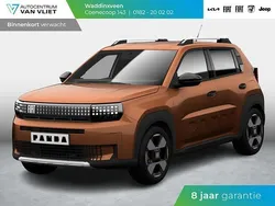 Oranje Nieuw 2025 Fiat Grande Panda La Prima SUV | € 29.495
