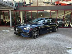 Blauw, metallic lak Gebruikt 2023 Mercedes C300 AMG line Sedan | € 44.950 (Super prijs)