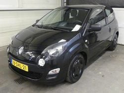 Zwart Gebruikt 2013 Renault Twingo Initiale Paris Hatchback | € 4.245 (Eerlijke prijs)