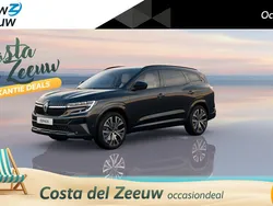 Onbekend Gebruikt 2023 Renault Espace Iconic MPV | € 52.936 (Eerlijke prijs)