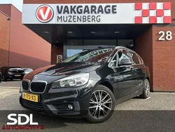 Zwart Gebruikt 2016 BMW 218 Stationwagen | € 11.945 (Eerlijke prijs)