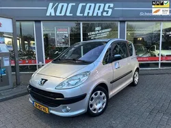 Grijs Gebruikt 2005 Peugeot 1007 Hatchback | € 2.250 (Iets duurder)