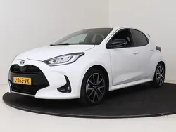 Wit metallic Gebruikt 2021 Toyota Yaris Executive Hatchback | € 21.950 (Eerlijke prijs)