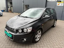 Zwart Gebruikt 2012 Chevrolet Aveo LT Hatchback | € 3.995