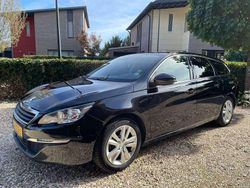 Zwart Gebruikt 2015 Peugeot 308 Stationwagen | € 4.775 (Goede deal)