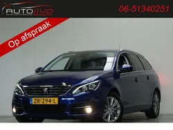 Blauw, metallic lak Gebruikt 2019 Peugeot 308 Premium Stationwagen | € 10.995 (Eerlijke prijs)
