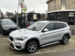 Grijs Gebruikt 2019 BMW X1 Basis SUV | € 21.900 (Eerlijke prijs)