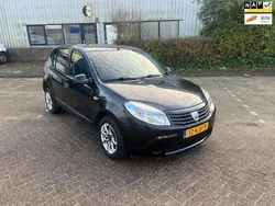 Zwart Gebruikt 2009 Dacia Sandero Ambiance Hatchback | € 1.750 (Eerlijke prijs)