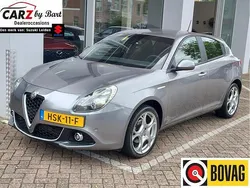 Grijs Gebruikt 2019 Alfa Romeo Giulietta Super Hatchback | € 17.945