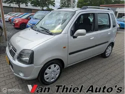 Grijs Gebruikt 2004 Opel Agila Cosmo Hatchback | € 1.750 (Eerlijke prijs)