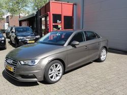 Grijs, metallic lak Gebruikt 2013 Audi A3 Attraction Sedan | € 13.450 (Goede deal)