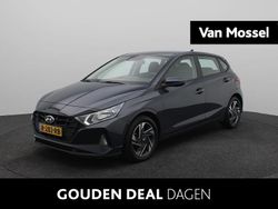 Grijs Gebruikt 2022 Hyundai i20 Comfort Hatchback | € 16.440 (Eerlijke prijs)