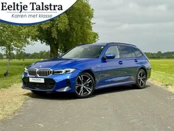 Blauw Gebruikt 2024 BMW 330 Comfort Edition Stationwagen | € 49.800 (Eerlijke prijs)
