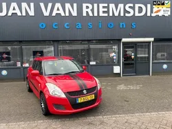 Rood Gebruikt 2012 Suzuki Swift Comfort Hatchback | € 4.495 (Goede deal)