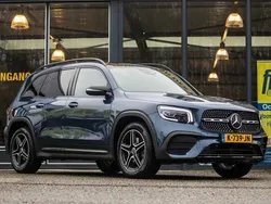 Blauw, metallic lak Gebruikt 2021 Mercedes GLB200 Business SUV | € 35.950 (Eerlijke prijs)