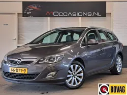 Grijs Gebruikt 2011 Opel Astra Cosmo Stationwagen | € 7.995 (Iets duurder)