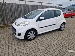 Wit Gebruikt 2012 Peugeot 107 Hatchback | € 1.449 (Goede deal)