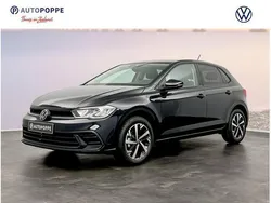 Zwartdeep black Gebruikt 2024 VW Polo Edition Hatchback | € 26.750 (Iets duurder)