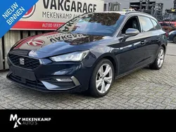 Blauw, metallic lak Gebruikt 2022 Seat Leon Business Stationwagen | € 26.950 (Eerlijke prijs)