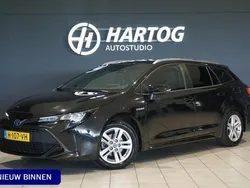 Zwart Gebruikt 2020 Toyota Corolla Active Stationwagen | € 18.850 (Iets duurder)