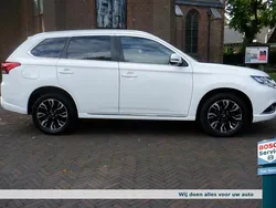 Wit Gebruikt 2018 Mitsubishi Outlander P-HEV SUV | € 18.950 (Super prijs)