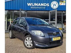 Grijs Gebruikt 2008 Toyota Auris Terra Hatchback | € 4.950 (Eerlijke prijs)