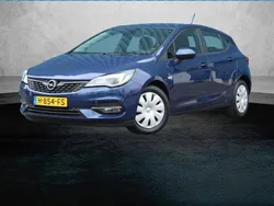 Blauw Gebruikt 2020 Opel Astra Edition Hatchback | € 11.875 (Eerlijke prijs)