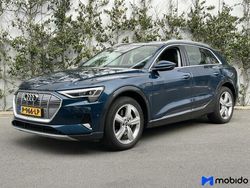 Blauw, metallic lak Gebruikt 2021 Audi e-tron S-Line SUV | € 33.880 (Eerlijke prijs)