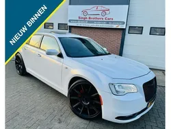 Wit Gebruikt 2015 Chrysler 300C Sedan | € 27.999