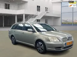 Groen Gebruikt 2005 Toyota Avensis Sol Stationwagen | € 1.850 (Eerlijke prijs)