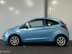 Blauw, metallic lak Gebruikt 2009 Ford Ka Titanium Hatchback | € 2.945 (Eerlijke prijs)