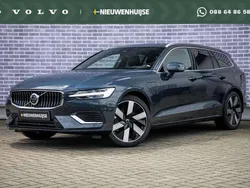 Blauw Gebruikt 2024 Volvo V60 Ultimate Stationwagen | € 45.899 (Eerlijke prijs)
