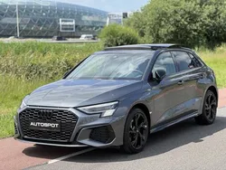 Grijs Gebruikt 2020 Audi A3 Sportback S-Line Hatchback | € 32.950 (Duur)