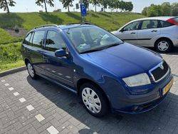 Blauw Gebruikt 2007 Skoda Fabia Hatchback | € 2.000 (Duur)