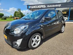 Zwart Gebruikt 2010 Renault Twingo Dynamique Hatchback | € 3.985 (Eerlijke prijs)