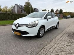 Wit Gebruikt 2013 Renault Clio GrandTour Authentique Stationwagen | € 3.500 (Super prijs)