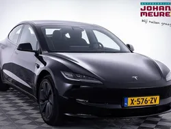 Zwart Gebruikt 2024 Tesla Model 3 Sedan | € 35.900 (Eerlijke prijs)