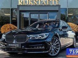 Blauw Gebruikt 2018 BMW 750L Executive Sedan | € 44.900
