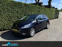 Blauw Gebruikt 2015 Peugeot 208 Style Hatchback | € 6.900 (Eerlijke prijs)