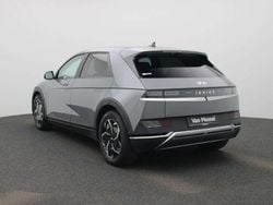 Grijs Gebruikt 2023 Hyundai Ioniq 6 Sedan | € 32.400 (Goede deal)