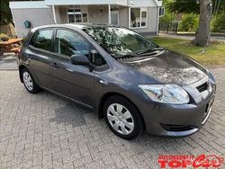 Grijs Gebruikt 2010 Toyota Auris Comfort Hatchback | € 3.950 (Eerlijke prijs)
