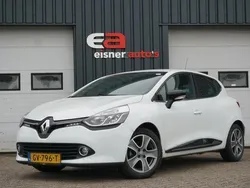 Wit Gebruikt 2015 Renault Clio IV Night&Day Hatchback | € 6.949 (Eerlijke prijs)