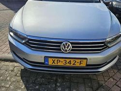 Zilver Gebruikt 2019 VW Passat Stationwagen | € 15.000 (Goede deal)
