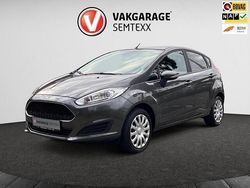 Grijs Gebruikt 2016 Ford Fiesta Style Hatchback | € 6.750 (Eerlijke prijs)