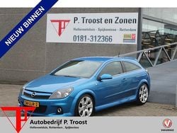 Blauw Gebruikt 2010 Opel Astra GTC OPC Hatchback | € 9.950