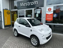 Wit Nieuw 2025 Aixam eMinauto Hatchback | € 11.939