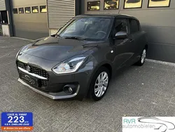 Grijs Gebruikt 2021 Suzuki Swift Style Hatchback | € 13.750 (Super prijs)